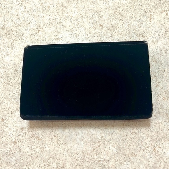 BNWT MAGID BLACK VELVET & CRYSTAL TRIM EVENING PURSE WITH STRAP OR CLUTCH STYLE - Picture 5 of 9